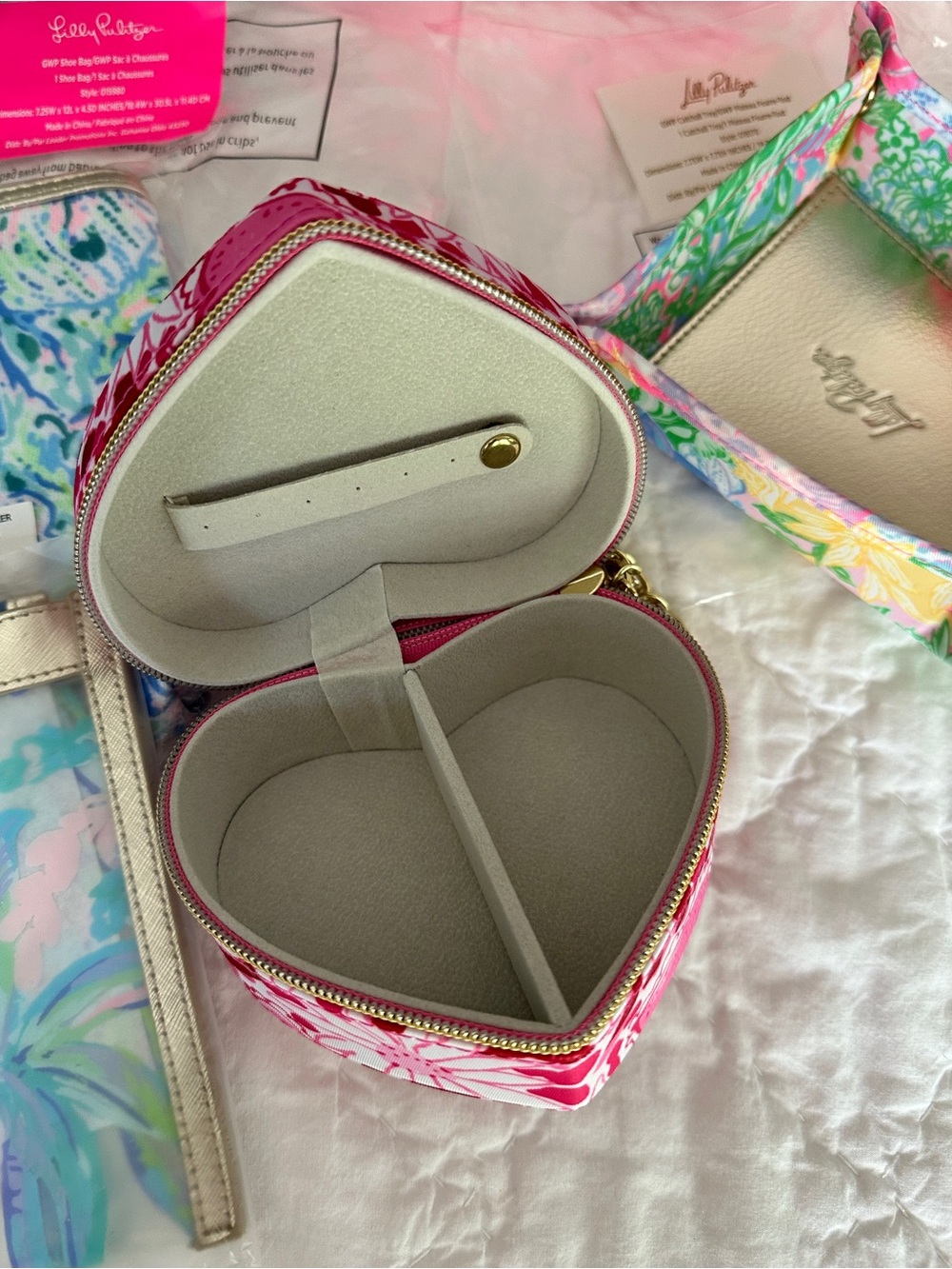 NWT Lilly Pulitzer Accessory Set - Picture 6 of 8
